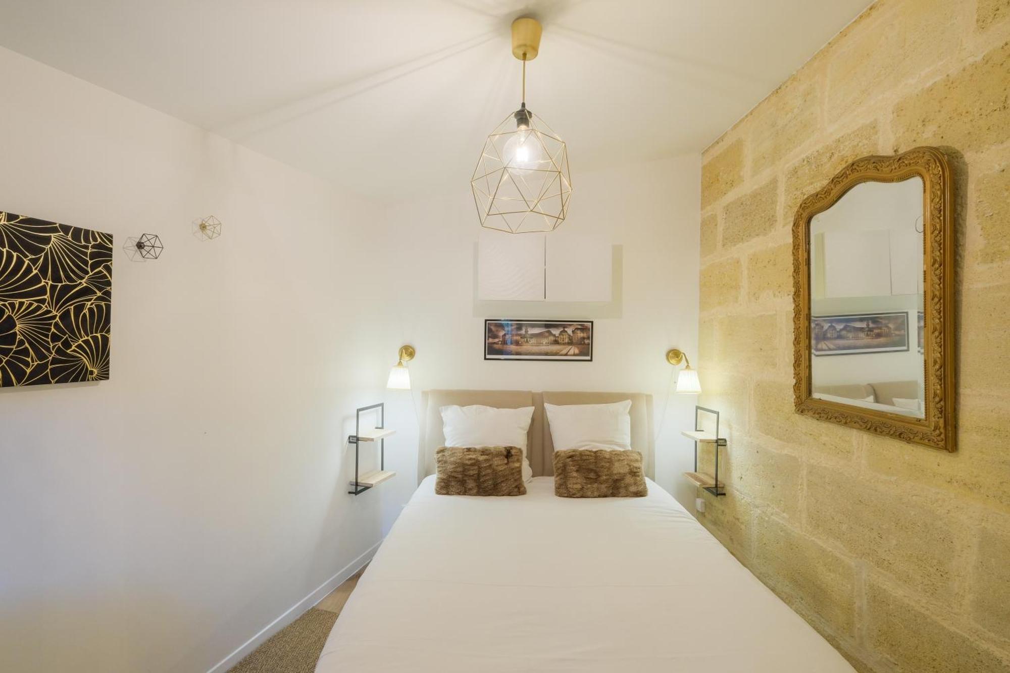 Les Suites D'Alienor, Suite Cosy Pessac Ngoại thất bức ảnh